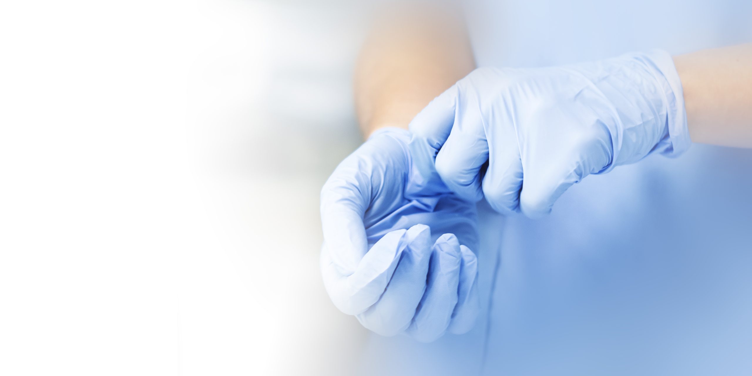 Wearing gloves to prevent the spread of coronavirus